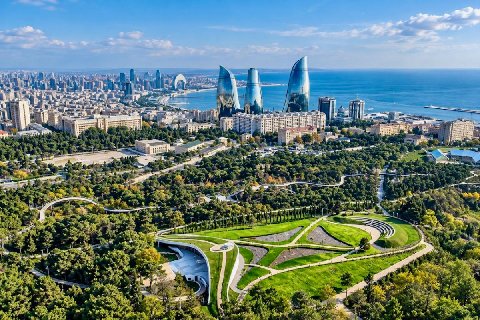 Азербайджан подписал 23 документа на $10,8 млрд