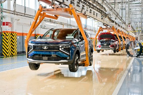 «АвтоВАЗ» запустил производство Lada Azimut