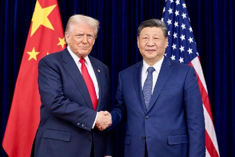 Трамп сообщил о реакции Си на «сверхинтеллект»