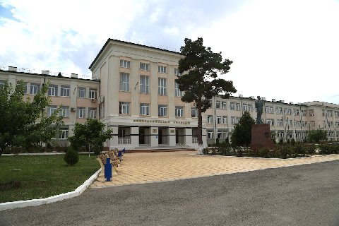В энергетическом колледже Каспийска девять месяцев не платят зарплаты и стипендии