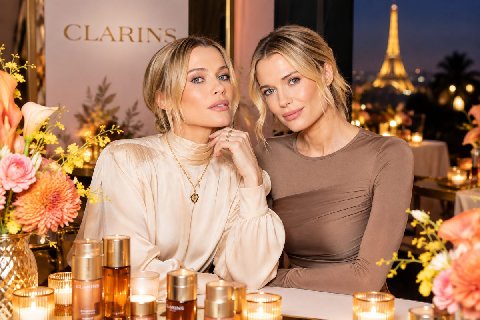 Сестры Спенсер пришли на ужин Clarins в Париже