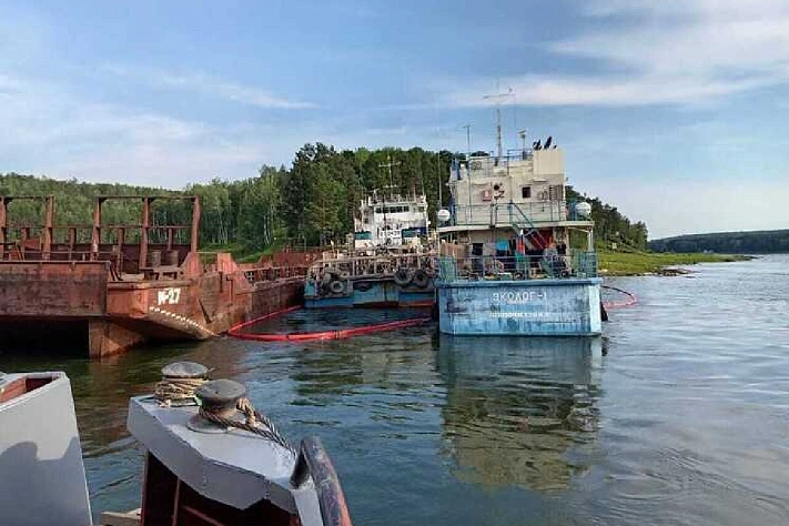 Оценён экологический ущерб от разлива топлива в Енисее