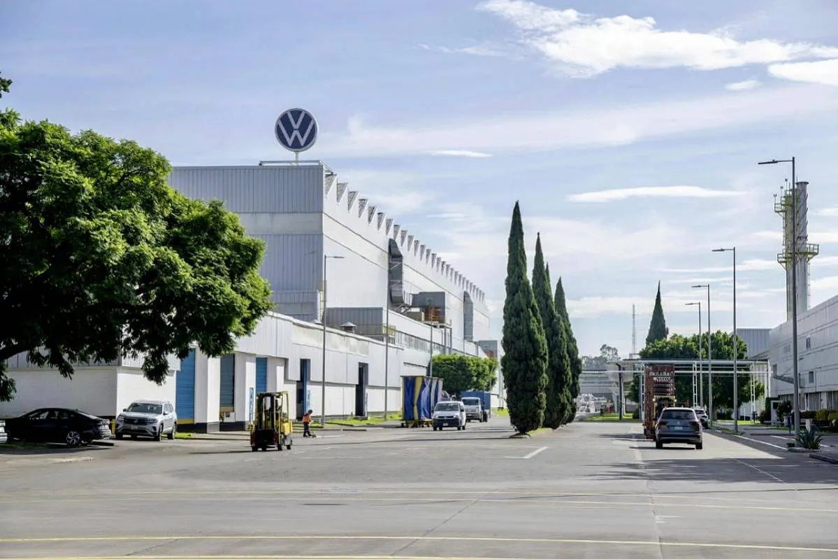 Volkswagen приостановил поставки автомобилей в США из-за пошлин