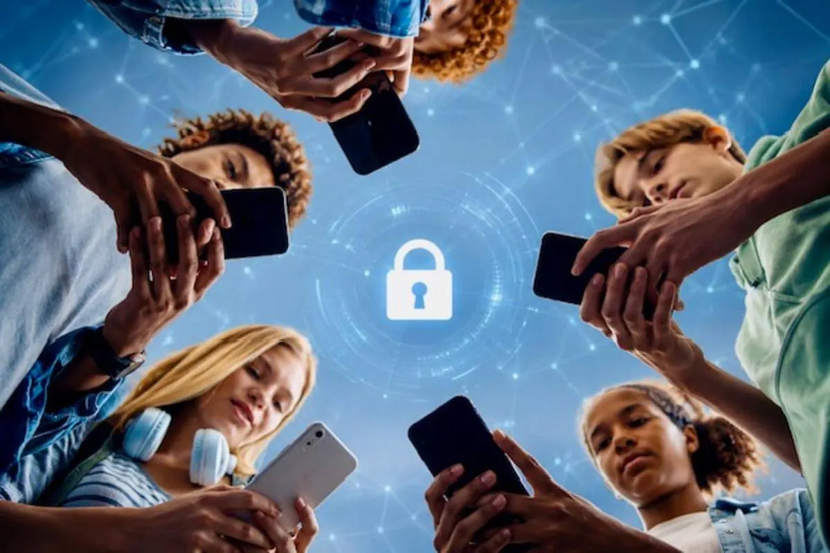 Британия хочет встроить детский фильтр в смартфоны