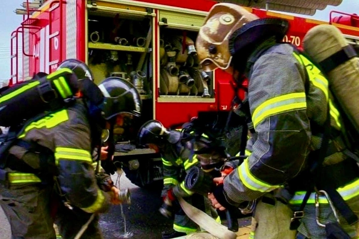 На стройке на севере Москвы погибли восемь человек