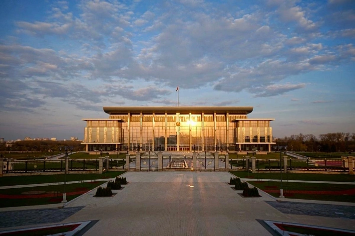 Лукашенко помиловал более сотни осуждённых иностранцев