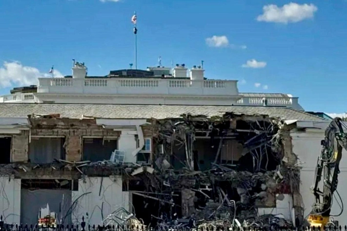 Восточное крыло Белого дома демонтируют для нового бального зала