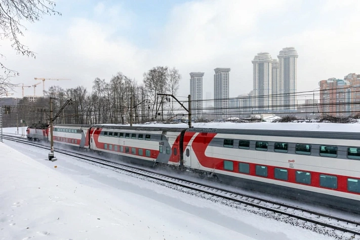 Более 700 дополнительных поездов запустят в России в новогодние праздники