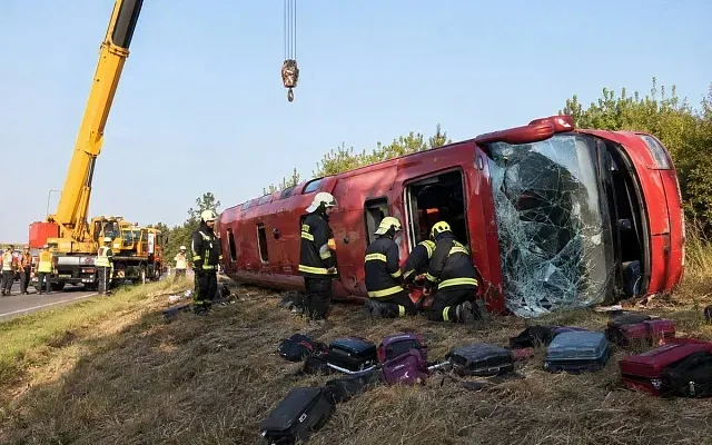 В Венгрии погибли 12 человек при аварии польского автобуса