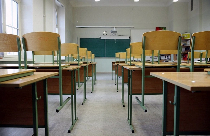 Четыре школы и 237 классов закрыли на карантин из-за ОРВИ в Саратовской области