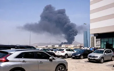 Пожар в нефтяной зоне Фуджейры связали с БПЛА
