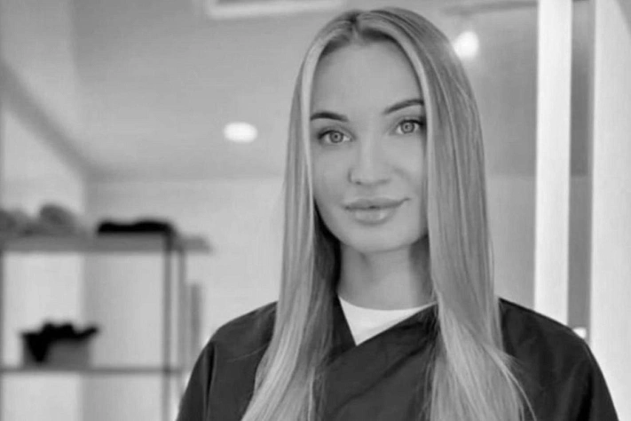 Блогер Юлия Бурцева умерла после косметических процедур в Москве