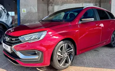 Lada Vesta Sport SW дебютировала на юбилее АВТОВАЗа