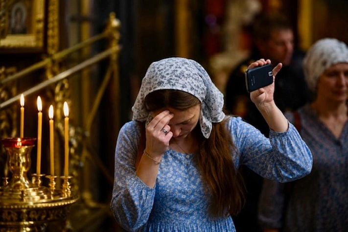 РПЦ предложила переживать отключения интернета через вечность