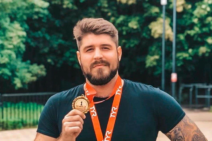 В Подмосковье простились с пловцом Николаем Свечниковым, тело которого нашли в Босфоре