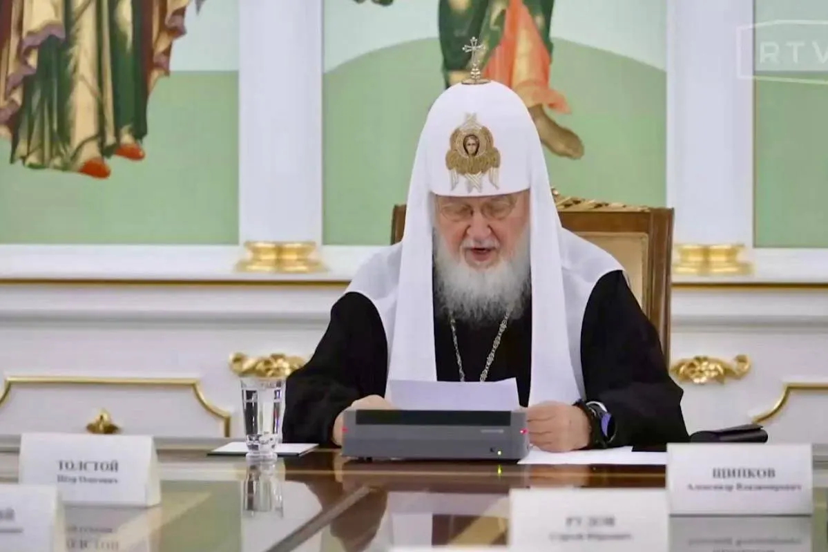Патриарх Кирилл о культурных предпочтениях россиян: «увеселительные шоу» против новостей с фронтов