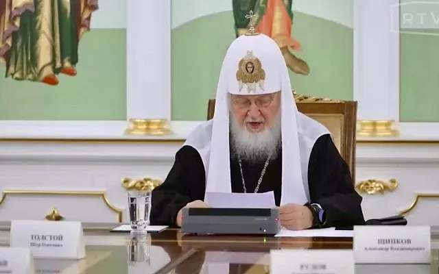 Патриарх Кирилл о культурных предпочтениях россиян: «увеселительные шоу» против новостей с фронтов