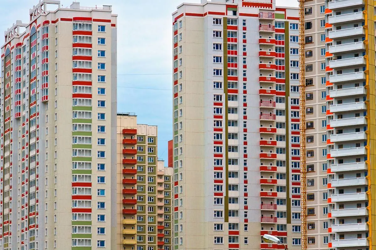 Цены на новостройки в России перестали расти