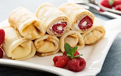Вкусно и необычно: блины к Масленице, которые стоит приготовить и попробовать