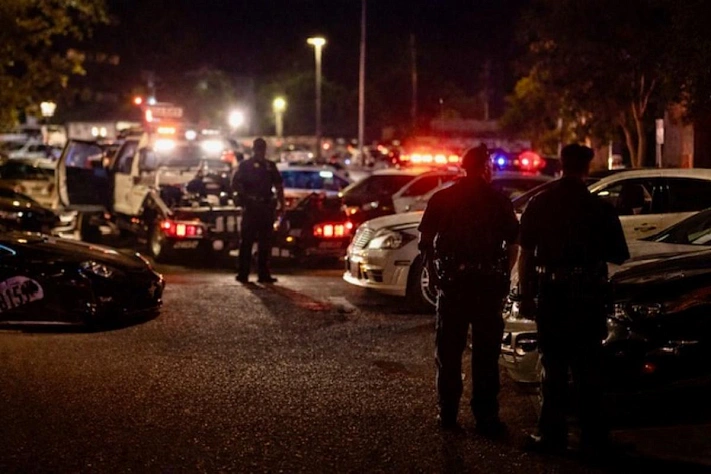 Полиция Лос-Анджелеса предупреждает о росте насилия на уличных сходках