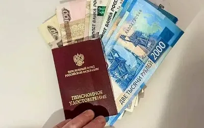 Работающим пенсионерам повысят пенсии с 1 августа