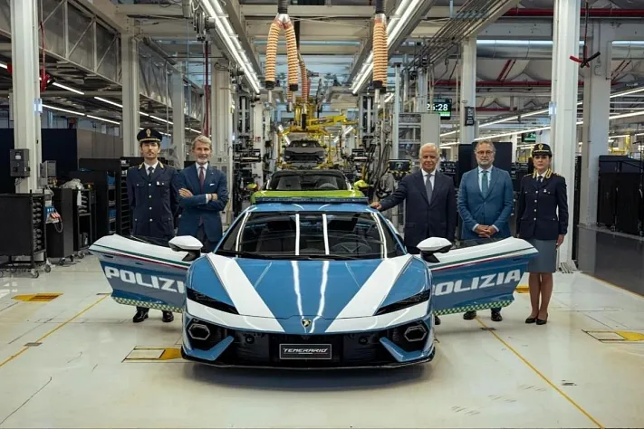 Итальянской полиции выдали Lamborghini Temerario