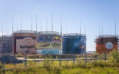 На Ямале появился необычный объект стрит-арта