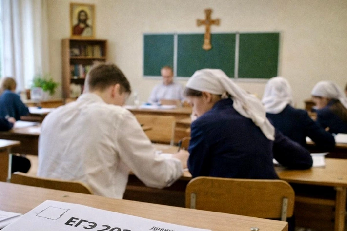 ЕГЭ в православных школах оказался выше среднего по стране
