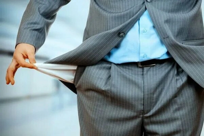 Безнадёжные долги россиян превысили 2,4 трлн рублей