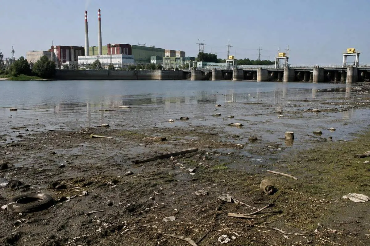 АЭС «Пакш» пока не остановлена полностью