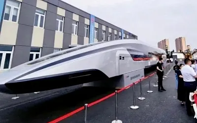 Китай представил прототип поезда, способного «парить» со скоростью 600 км/ч
