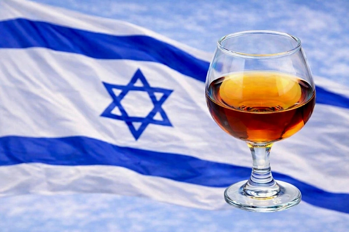 Израиль стал пить иначе — и реже ужинать вне дома