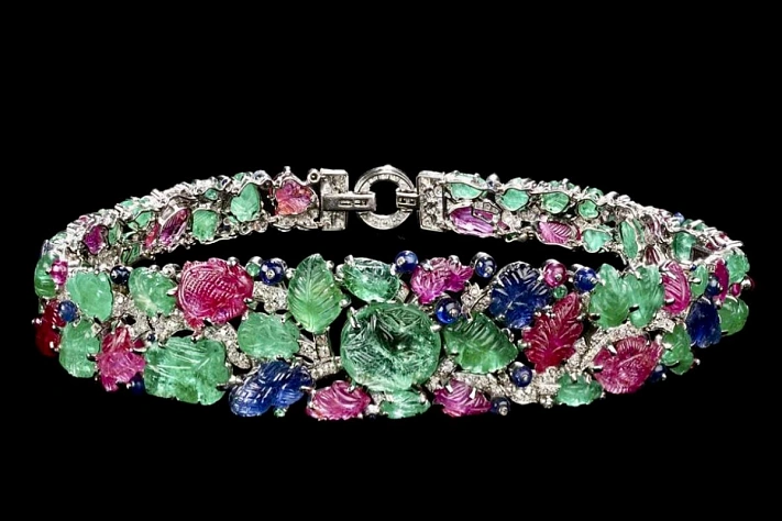 Арт как инвестиция: миллионы от Бухман, Cartier и дебют ИИ на торгах