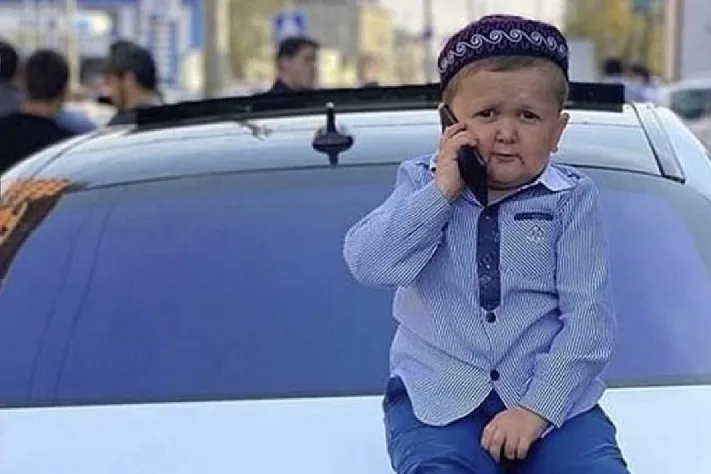 У Хасбика угнали Toyota Camry