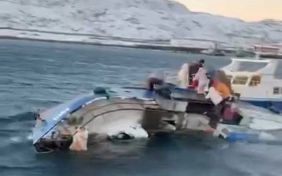 В Баренцевом море утонуло туристическое судно