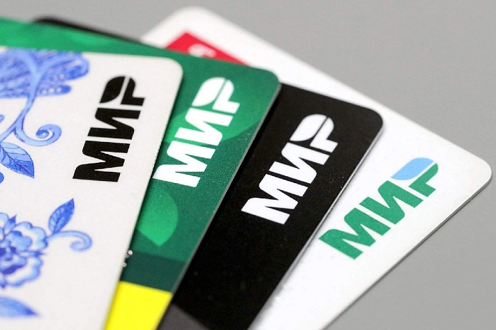 Как выбрать кредитную карту: скрытые параметры и критичные детали выбор