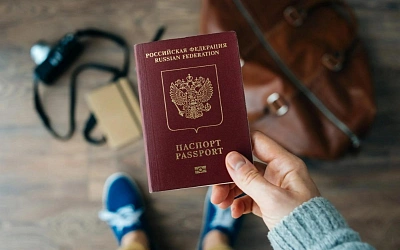 С 2027 года детей уберут из загранпаспортов родителей