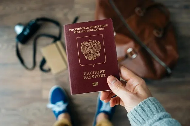 С 2027 года детей уберут из загранпаспортов родителей