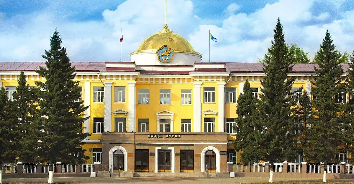 Власти Тывы предлагают увольнять госслужащих за пьяную езду