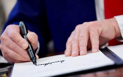 Почему подпись Трампа может появиться на долларах