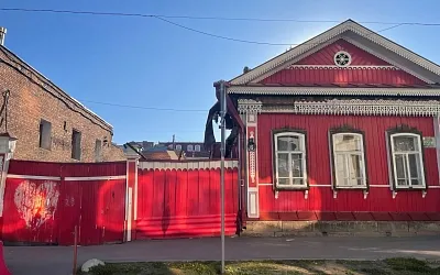 В Екатеринбурге активисты добились охранного статуса для дома Топоркова