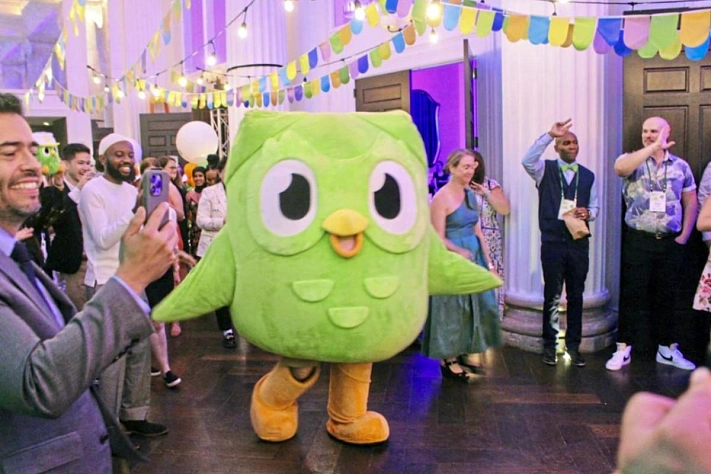 Duolingo запускает 148 новых языковых курсов с помощью ИИ