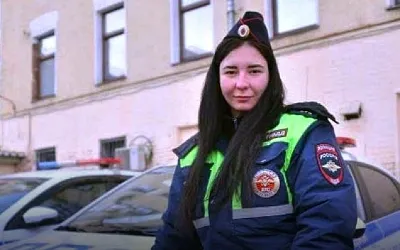 Единственную женщину-инспектора ДПС Москвы обвинили в вымогательстве