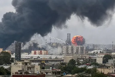Сажу после пожара назвали не нефтяным дождём