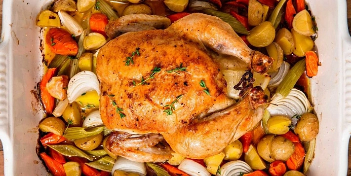 Невероятно сочная курица в духовке с овощами