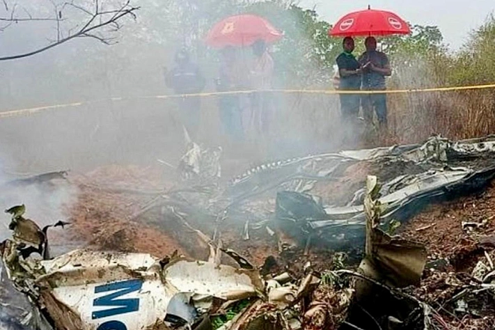 Туристический самолёт разбился в Кении, погибли 11 человек