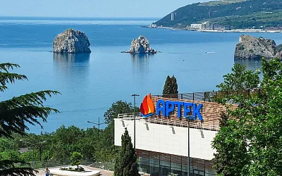 Крымские власти приостановили приём детей в летние лагеря и санатории