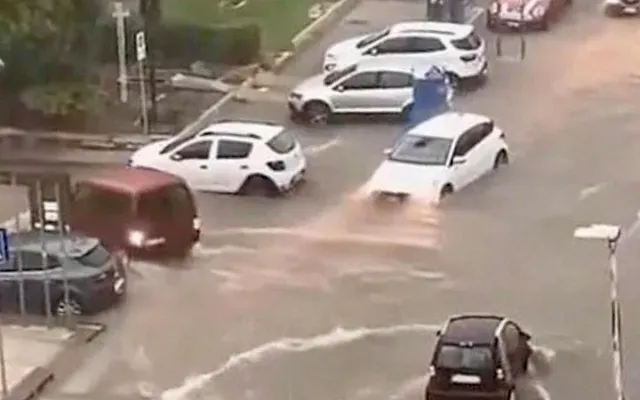 Сиракуза уходит под воду, а Барселона и Майорка ловят сбои в небе и на дорогах