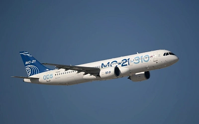 Новый авиалайнер МС-21 прибыл в Жуковский