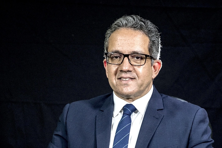 Новым главой ЮНЕСКО избран египтолог Халед аль-Анани